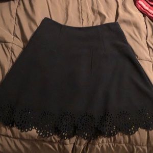 Loft 4P NWT’s Black Skirt.